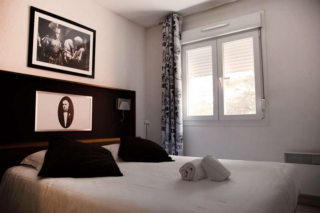 Zenitude Hôtel-Résidences Le Maestria Antibes Habitación foto